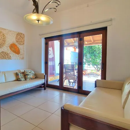 Casas Olival & Rio * Penela